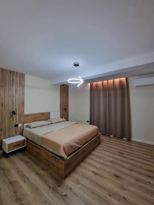 Peace And Love Luxury Apartment In Center, New Bazaar 2 Tiranë Luaran gambar