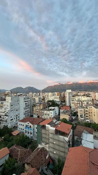 Peace And Love Luxury Apartment In Center, New Bazaar 2 Tiranë Luaran gambar